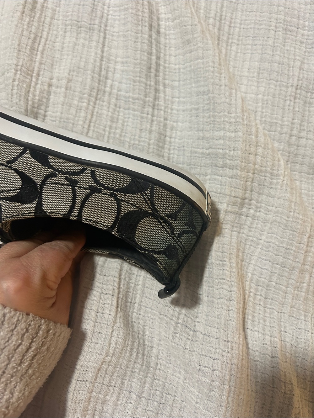 Coach Katie Canvas Slip on Black & Beige Signature Jacquard. Size 7. See pics - Picture 5 of 11